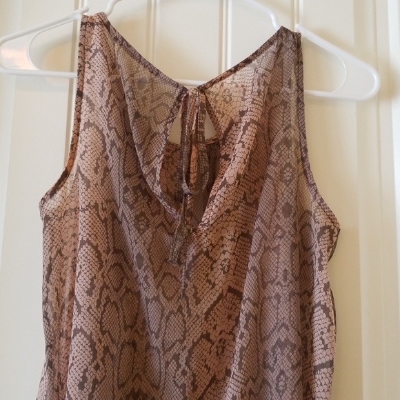 Chiffon Snake Pattern Tank Top - Picture 2 of 3